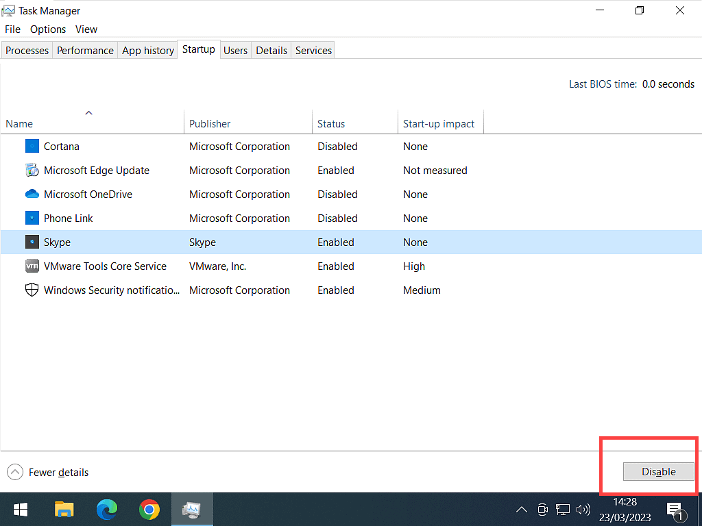 A program has been selected and the Disable button is marked in Windows 10 Task Manager