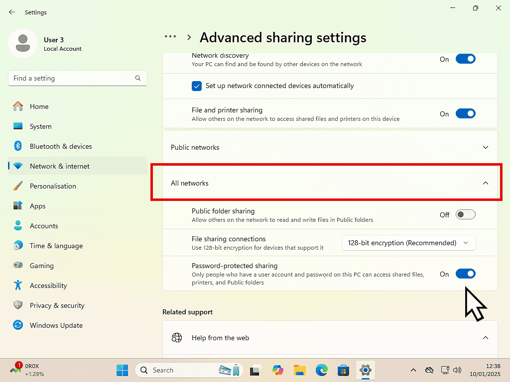 Enabling Password Protected Sharing in Windows 11.